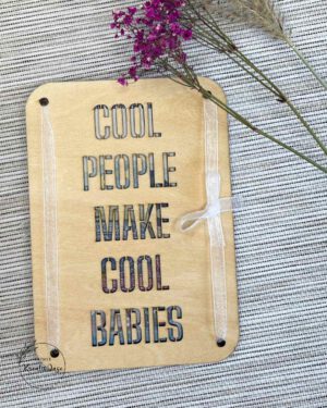 Holz-Grußkarte „Cool People“ mit Durchblick